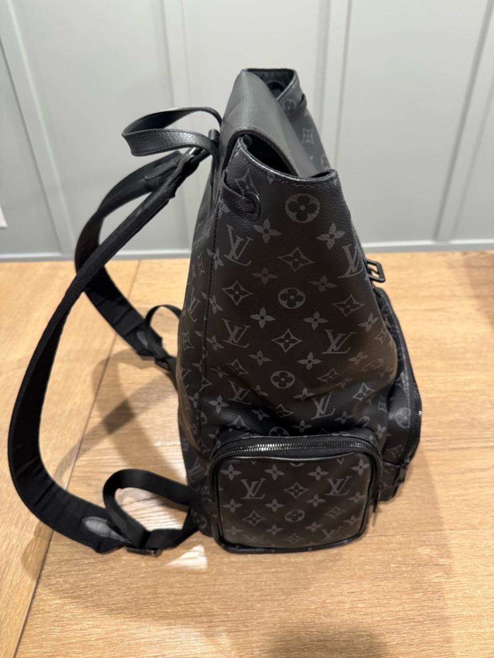 Louis Vuitton Black Monogram Canvas Men's Backpack with Leather Flap - Picture 3 of 13
